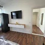 Schoenes Mitten In Appartement Berlijn