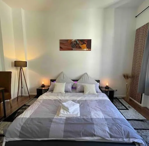 Schoenes Mitten In Apartament *